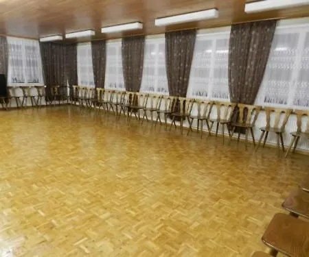 לינה וארוחת בוקר Gasthof Am Bach