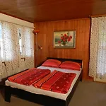 Gasthof Am Bach Bed & Breakfast *